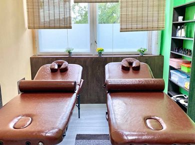 Студия массажа и коррекции фигуры ИЗУМРУД